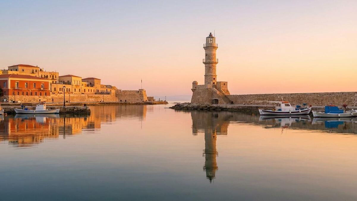 Ενετικό Λιμάνι Χανίων – Δορυφορικά και επίγεια συστήματα στα Χανιά από τη ΛΥΡΑ ΑΕΒΕ